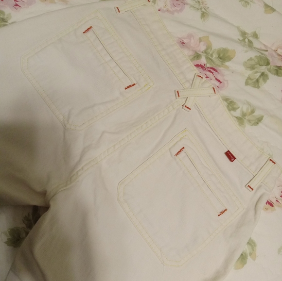 Levis Juniors Low Stretch Capri  Denim  Jeans Size 9 JR - Picture 3 of 9